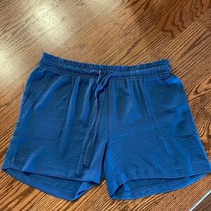 SOHO Apparel poly elasticized draw string waist shorts blue size XL w/ pockets